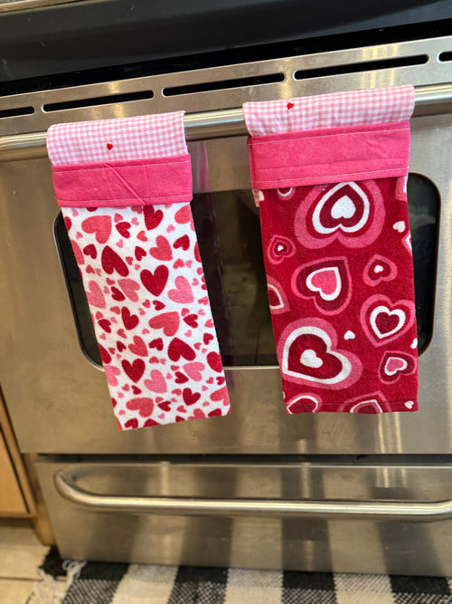 Hanging towel set